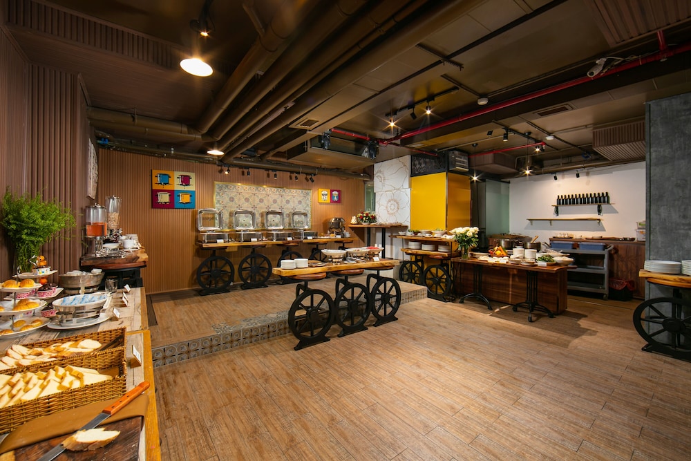 Nesta Hotel Saigon 28/46
