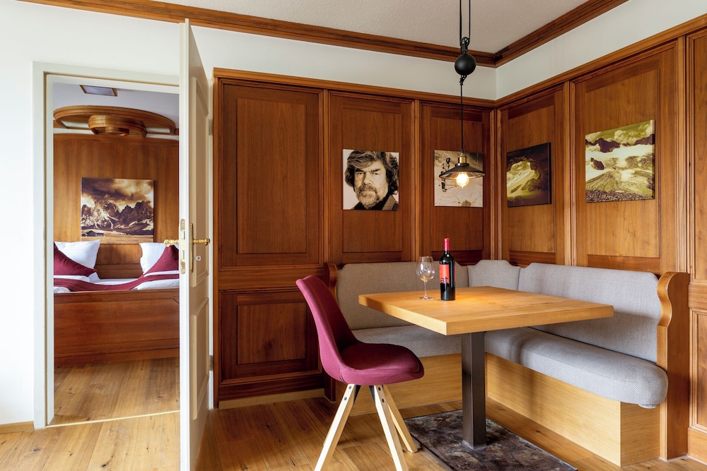 PARKHOTEL RESIDENCE 11/69