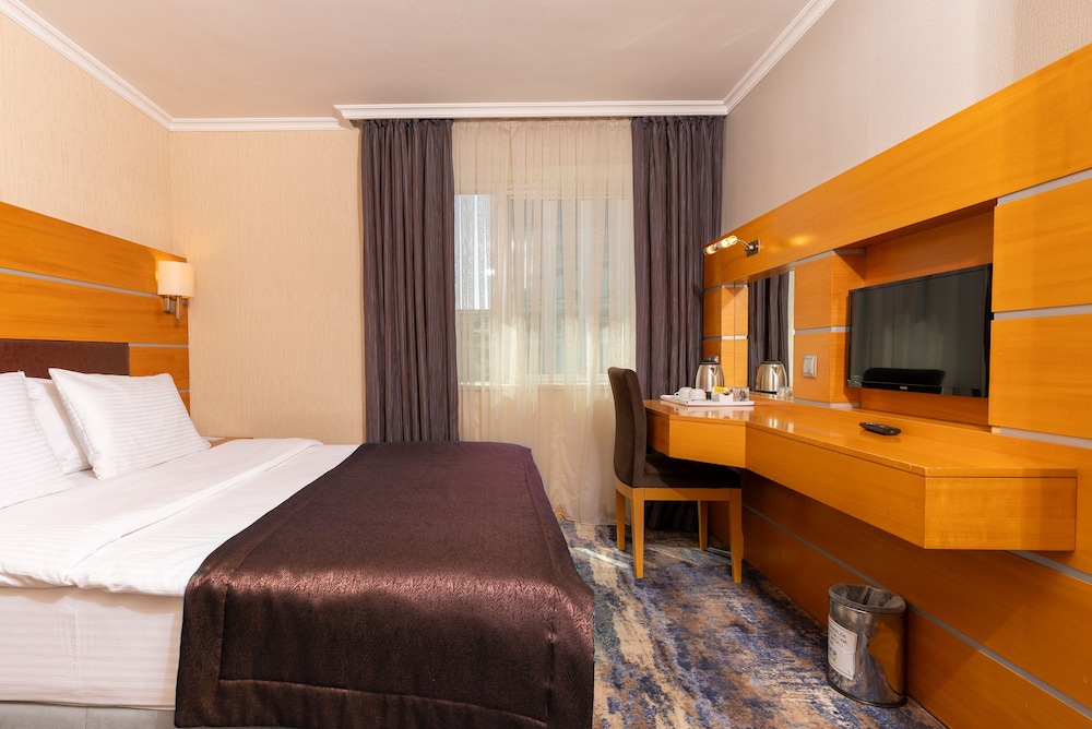 SUPERIOR, DOUBLE BED