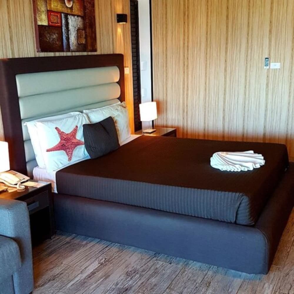 The Crows Nest Resort 53/77
