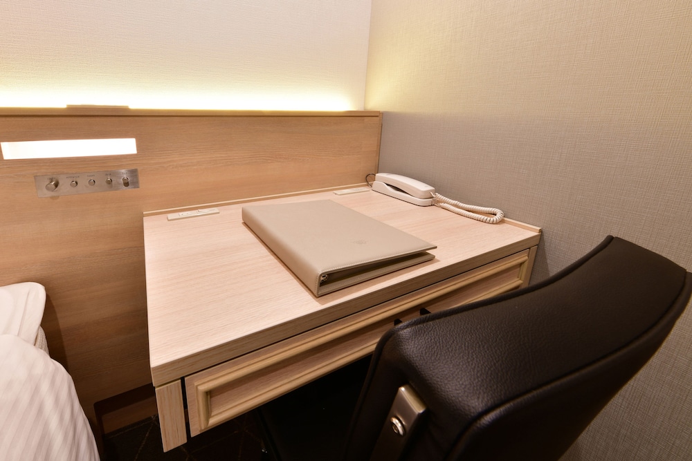 Vessel Inn Sakae Ekimae 59/66