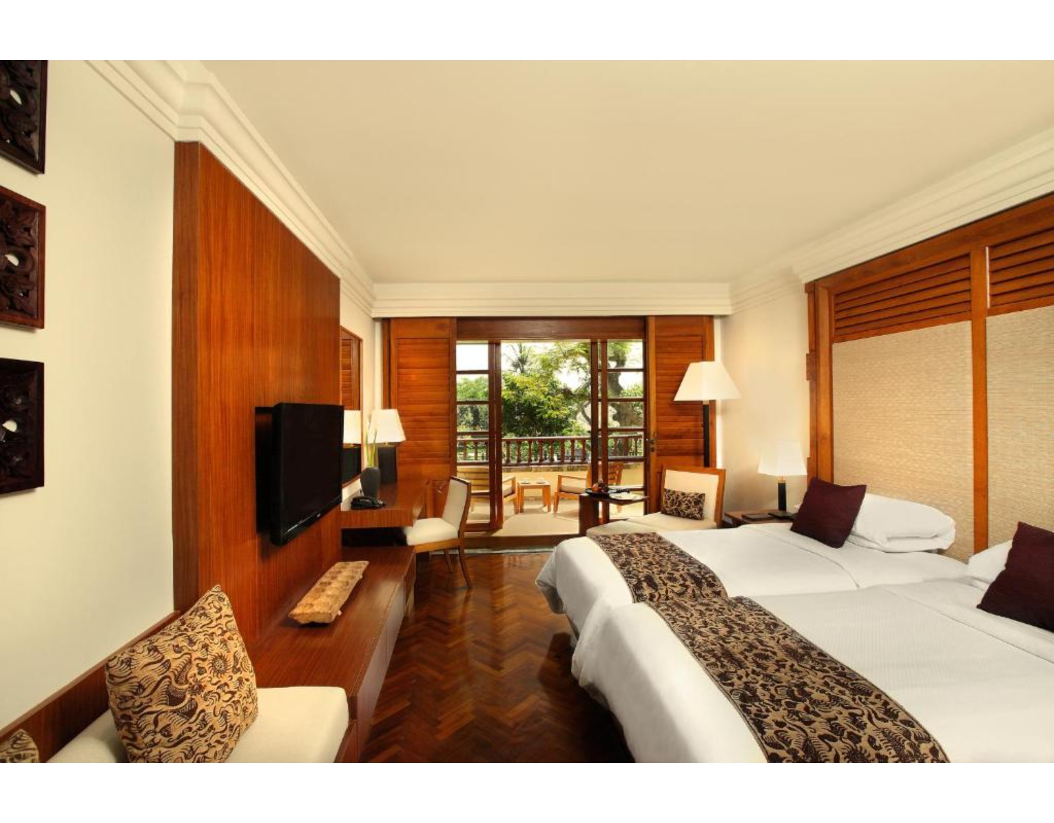 PREMIER ROOM