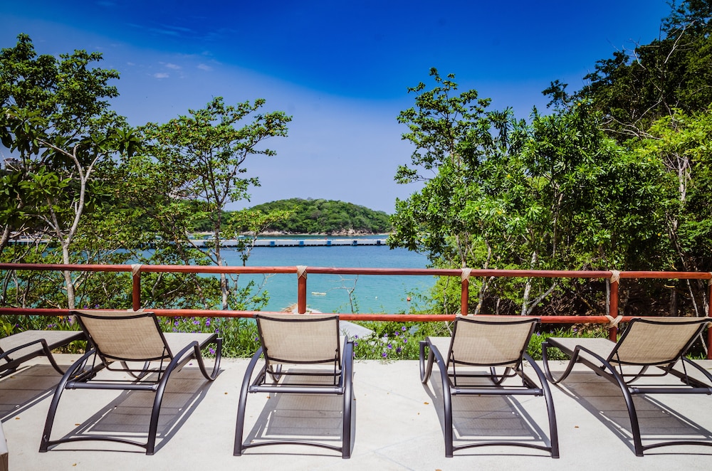 Niru Ocean Suites By Binniguenda 36/47