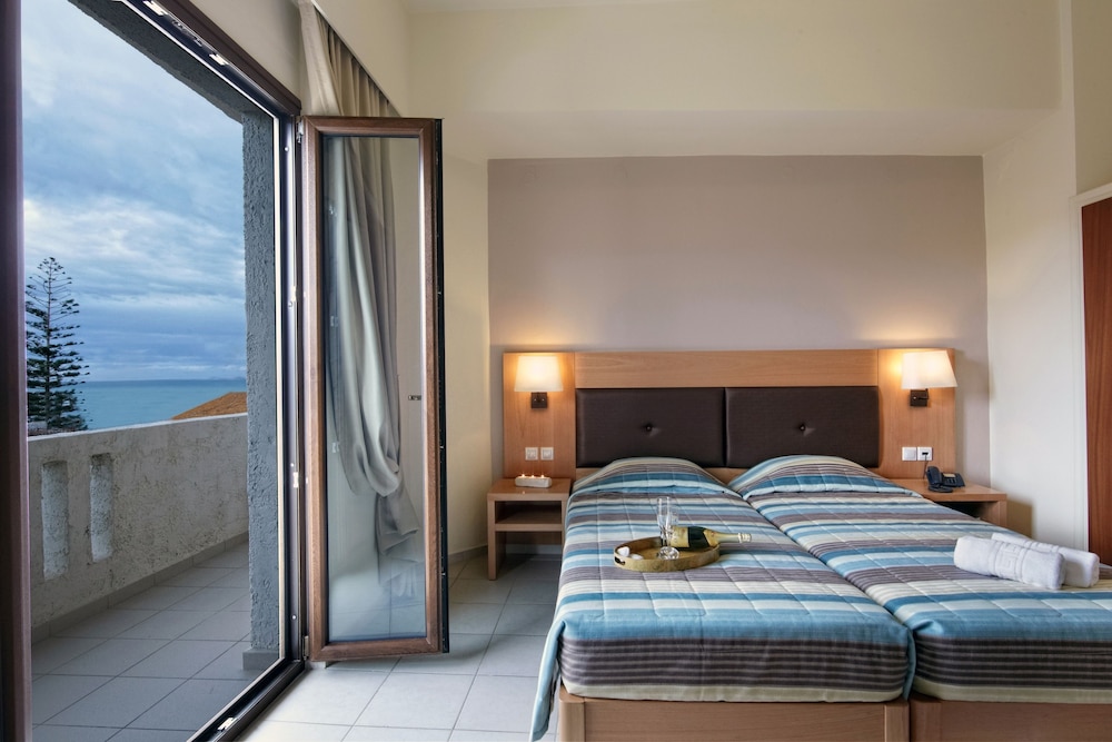 Dimitra Hotel & Apartments by Omilos Hotels 13/48
