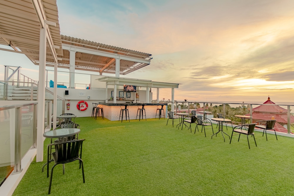 HOLIDAY INN EXPRESS BARUNA BALI 70/73