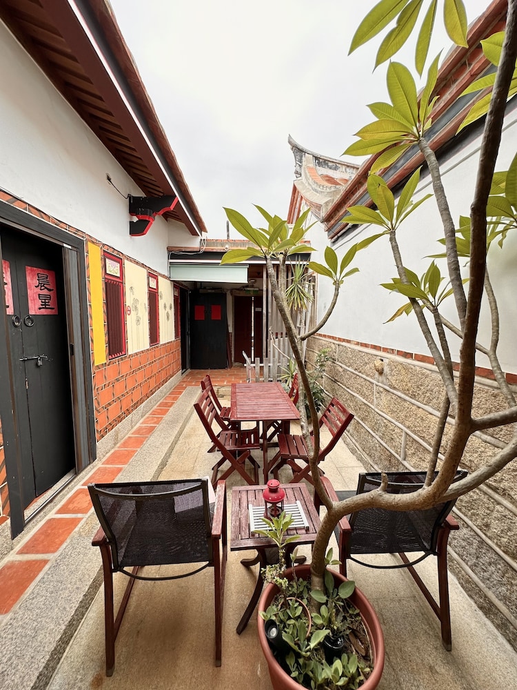 I-Shan B&B 27/42