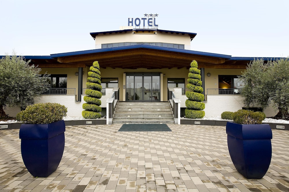 HOTEL GALLIA 3/48