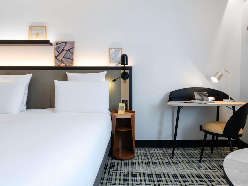 Mercure Paris Bercy Bibliotheque 17/65