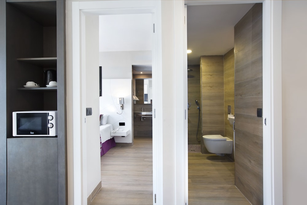Mar Hotels Playa de Muro Suites 56/56