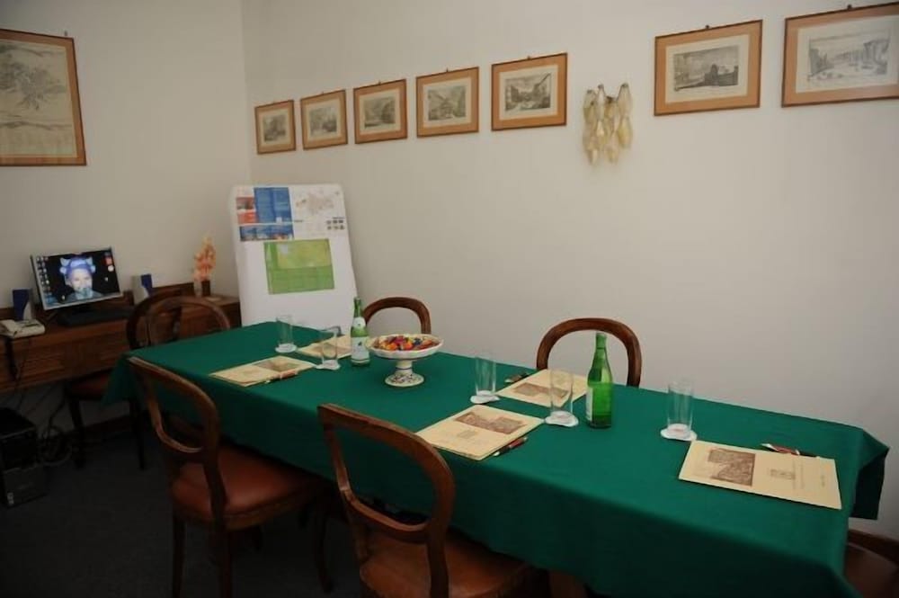 Grifone Hotel Ristorante 45/50