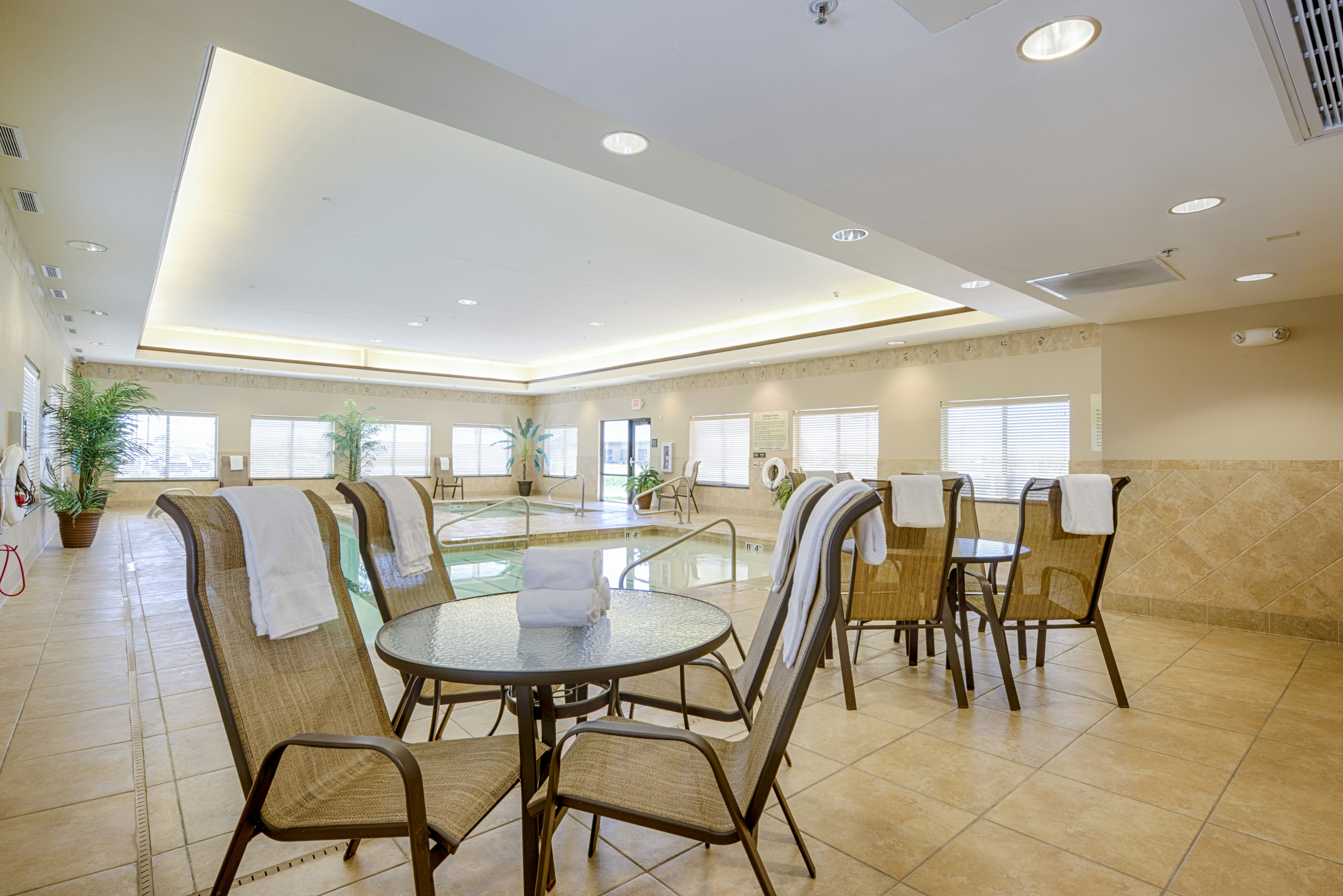 Hampton Inn & Suites Pinedale 27/42