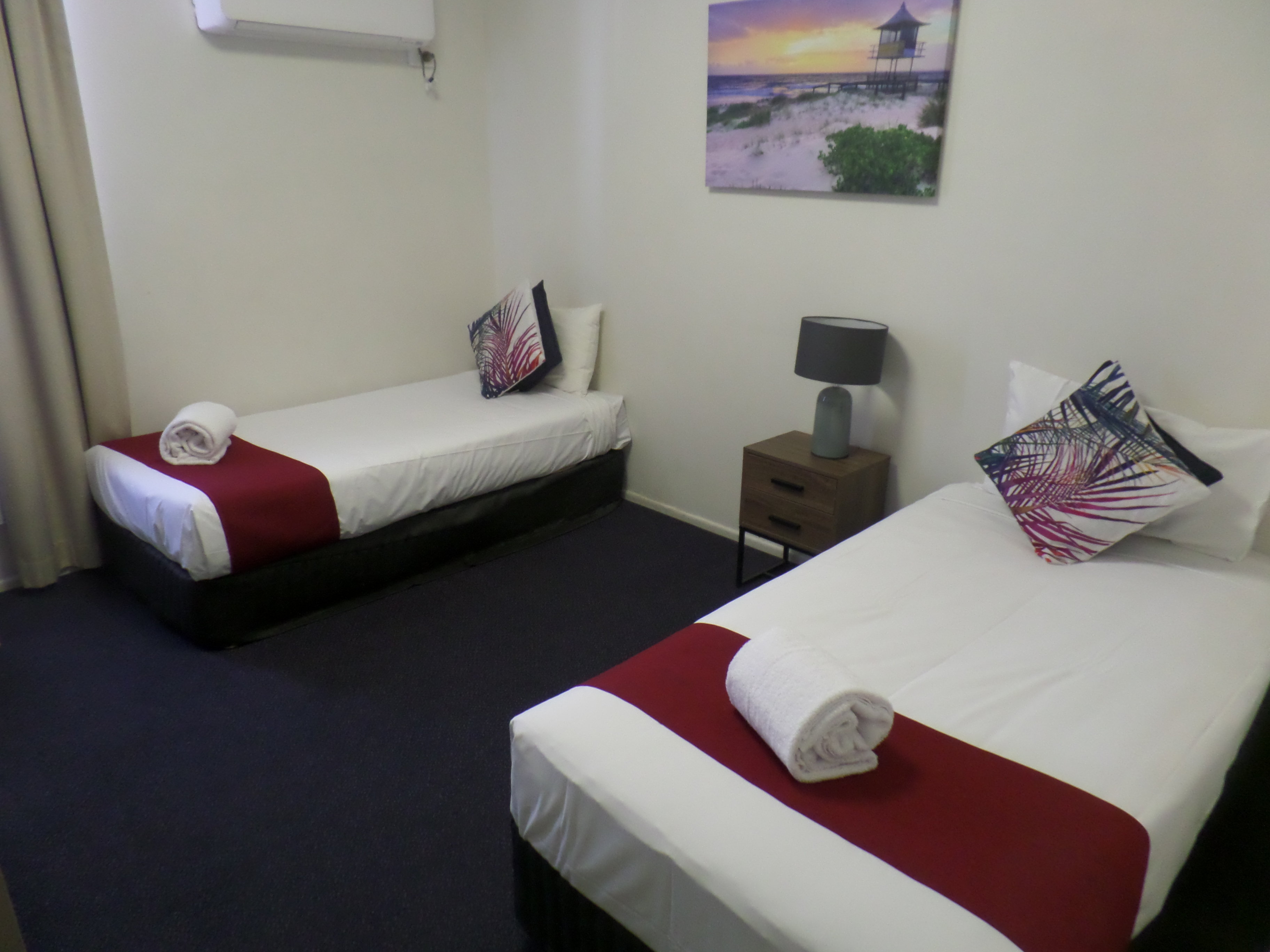 Burke Wills Motel 1/9