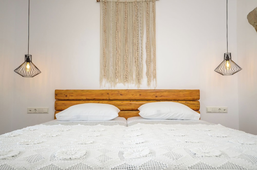 DELUXE, SUITE, SEA VIEW