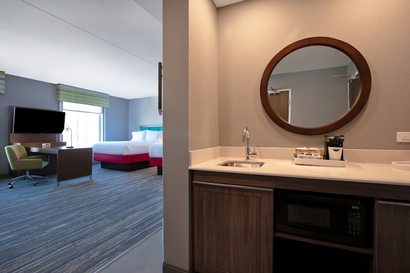 Hampton Inn Suites Ottawa West Ontario Canada 52/52