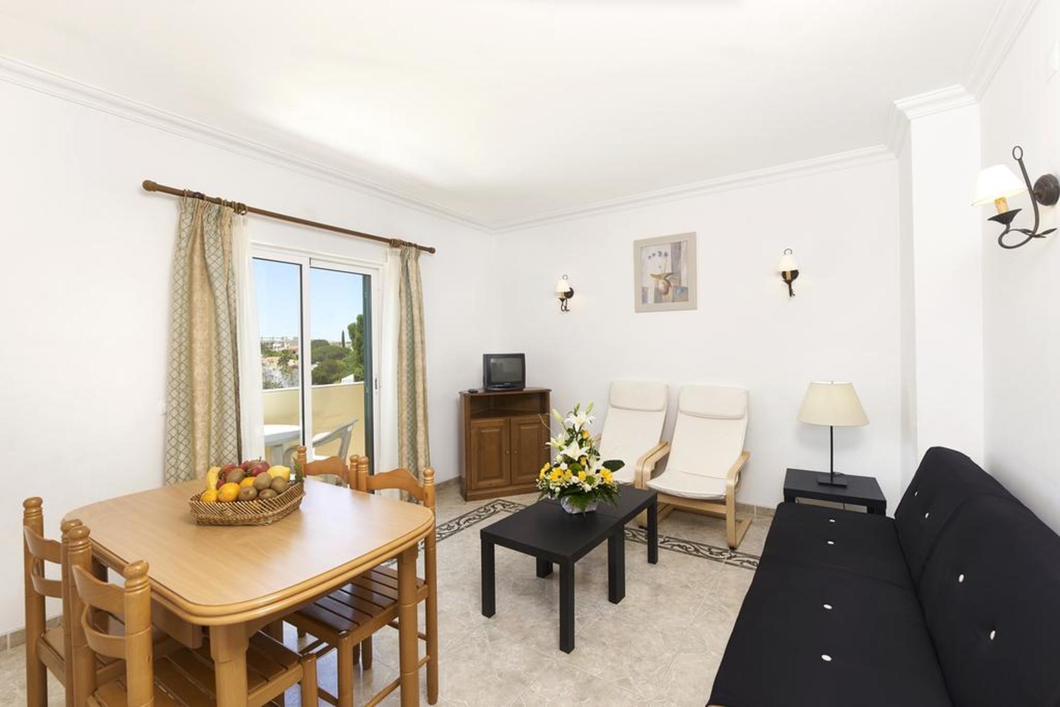 Torre da Aldeia Apartments 9/25