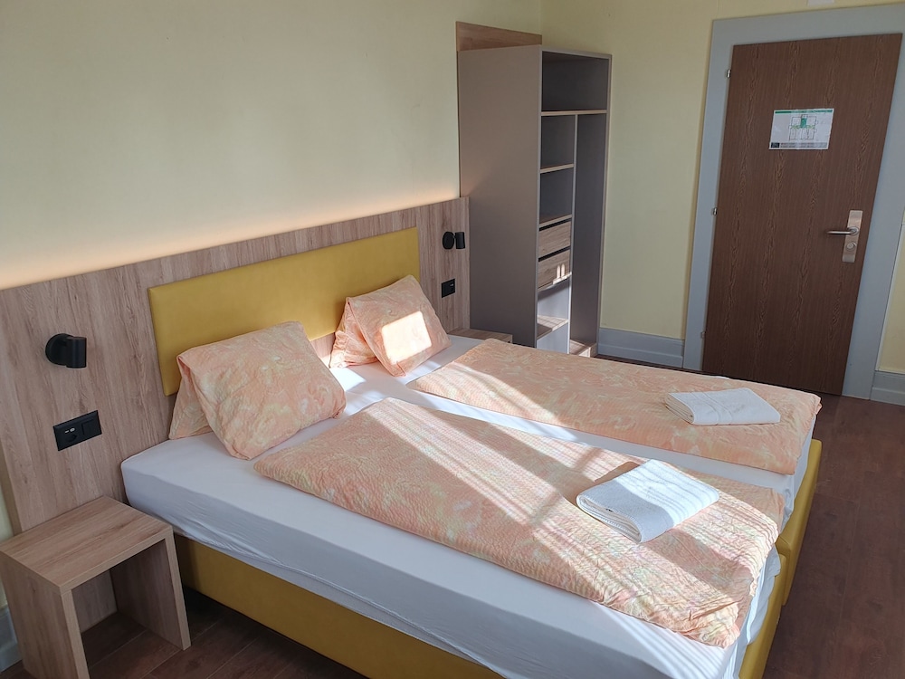Budget Waldhotel Unspunnen 20/50
