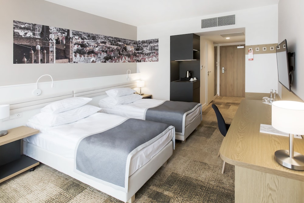 Hotel Platan 13/66
