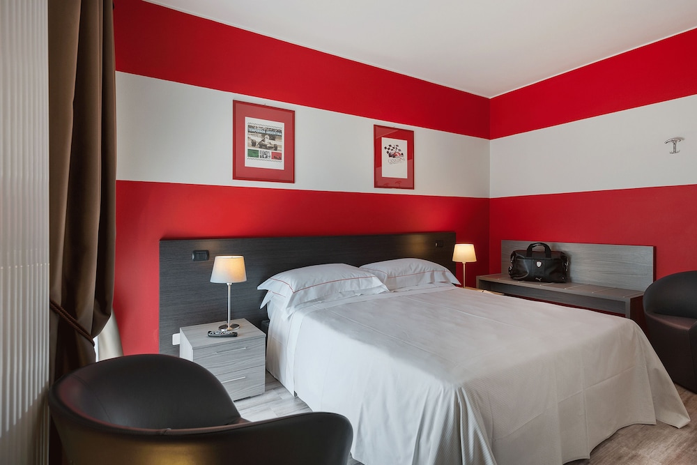 Maranello Village 15/70