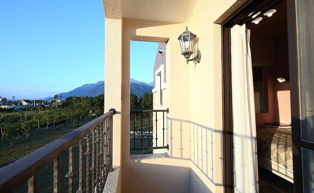 B&B Mountain View 4/50