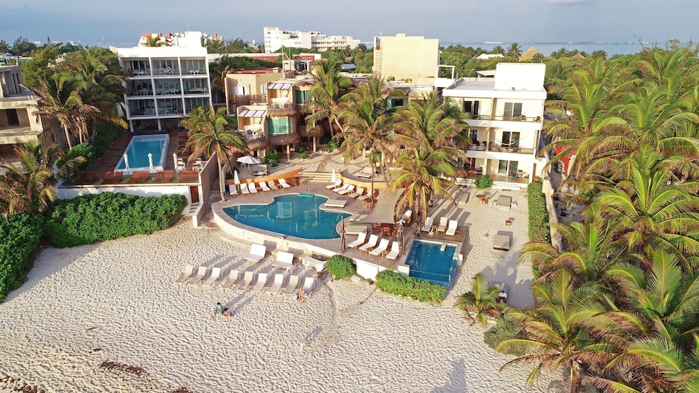 Hotel Secreto 33/36