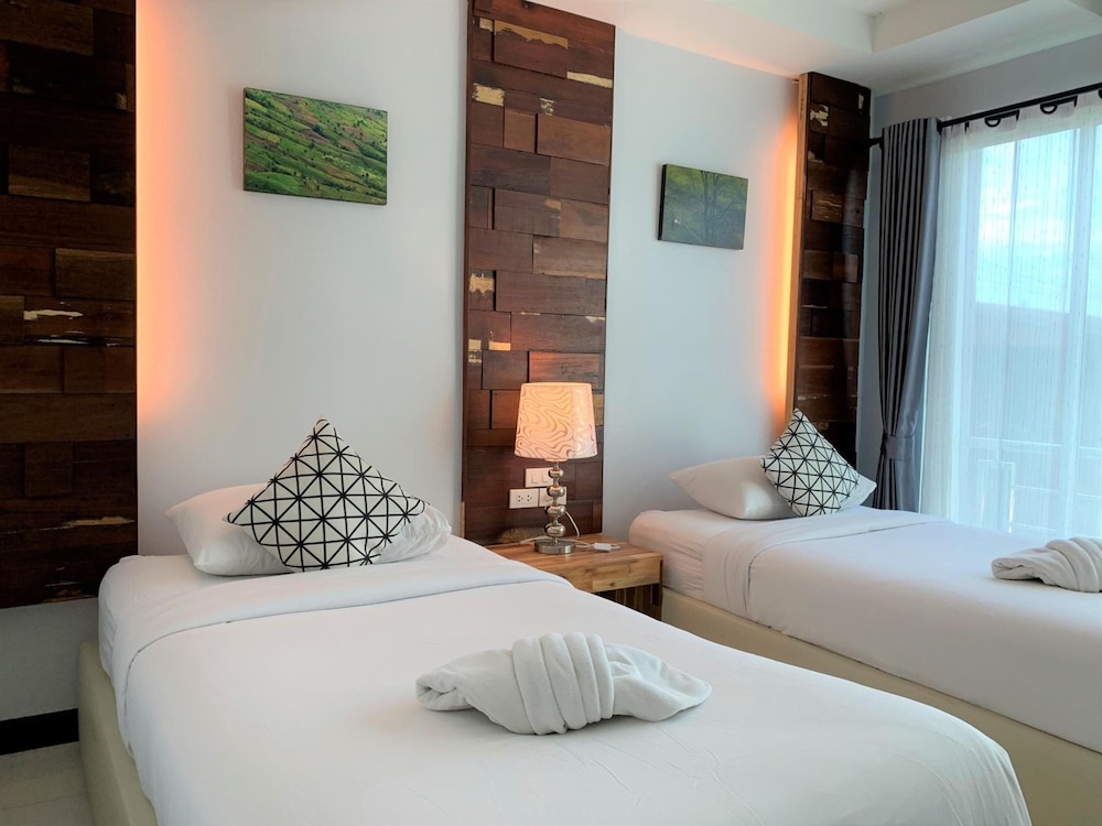 Nan Panwa Hotel 10/53