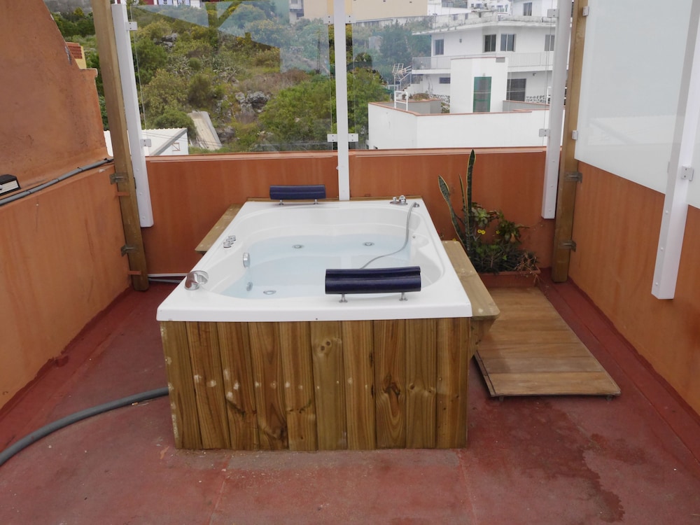 Drago Nest Hostel 40/50