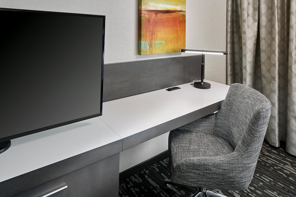 Hilton Garden Inn Roslyn 5/46