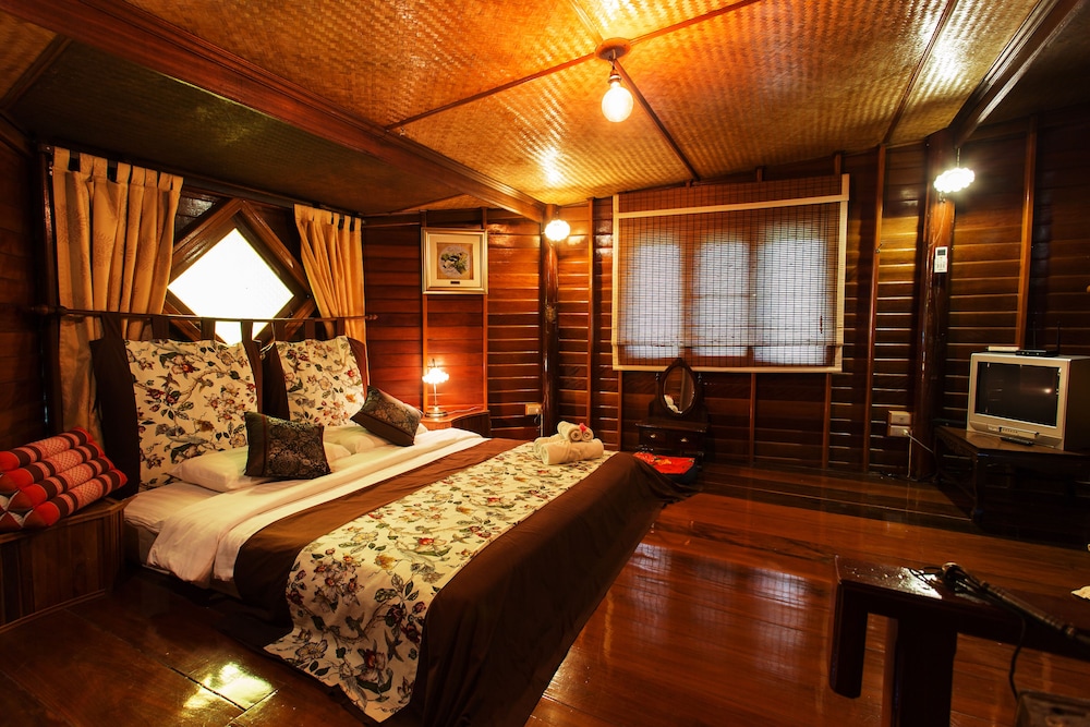 Kaengkrachan Boathouse Paradise Resort 20/78