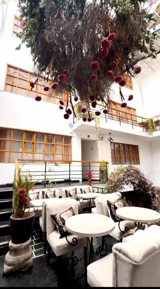 Intiwatana Hotel Boutique 11/50