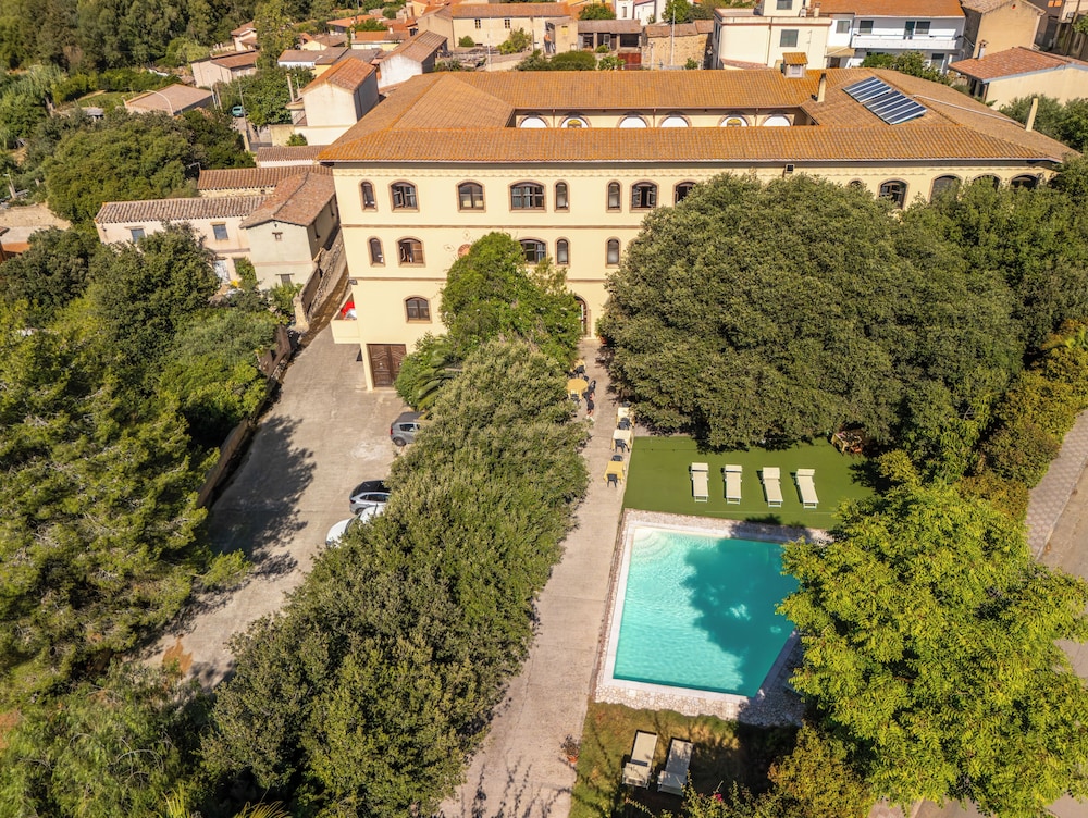 RESIDENCE FUNTANA NOA 43/50