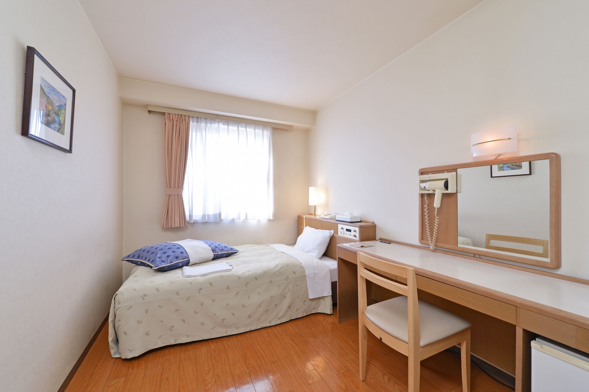 ROOM, SINGLE, SINGLE BED
