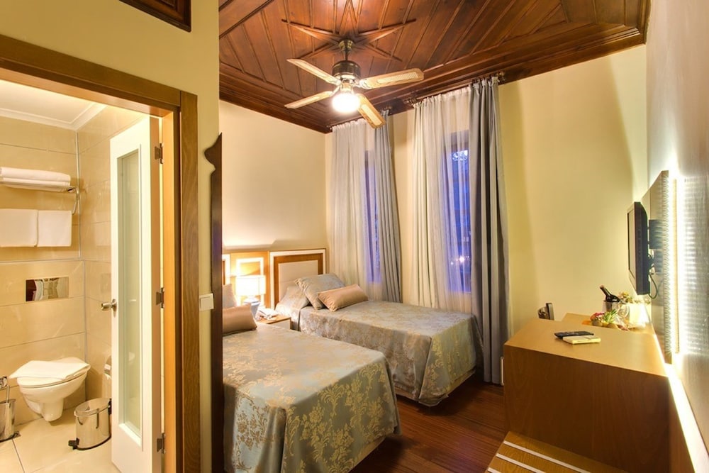 Dogan Hotel 36/72