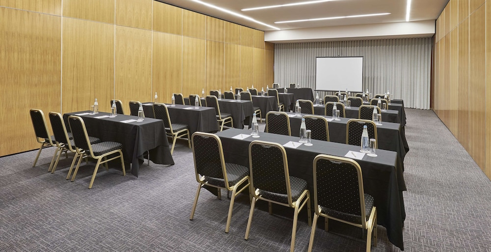 Hotel NH Coimbra Dona Ines 43/50
