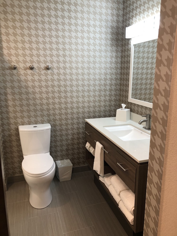 Home2 Suites By Hilton La Porte 12/60