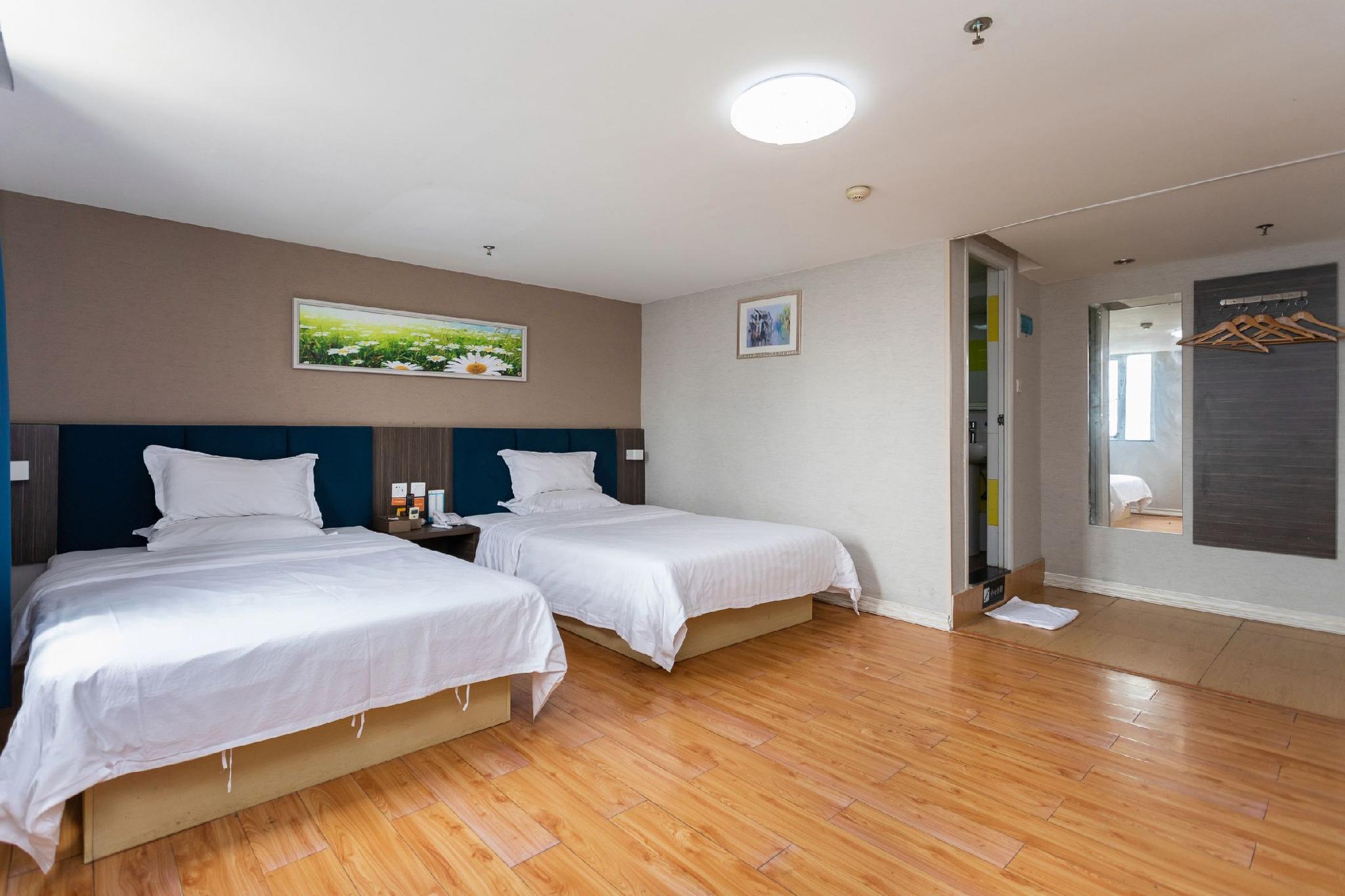 7 Days Inn (Shenzhen Shajing Citizen Square) 35/47