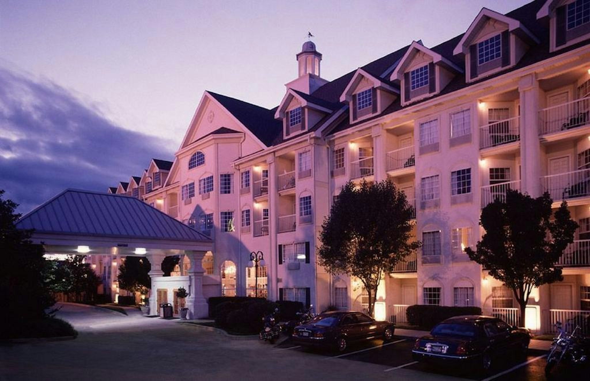 Hotel Grand Victorian 5/35