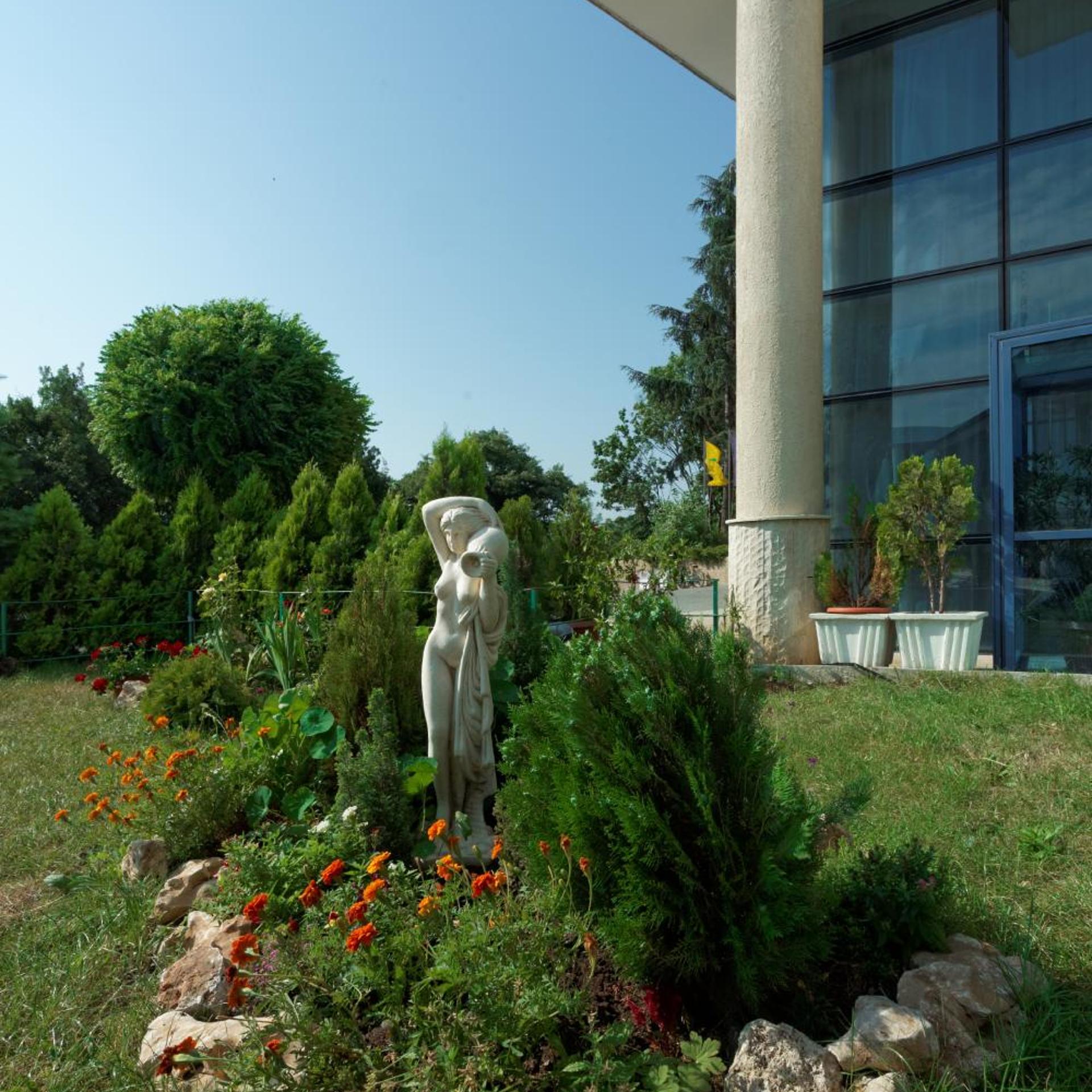 HOTEL ELENA 45/53