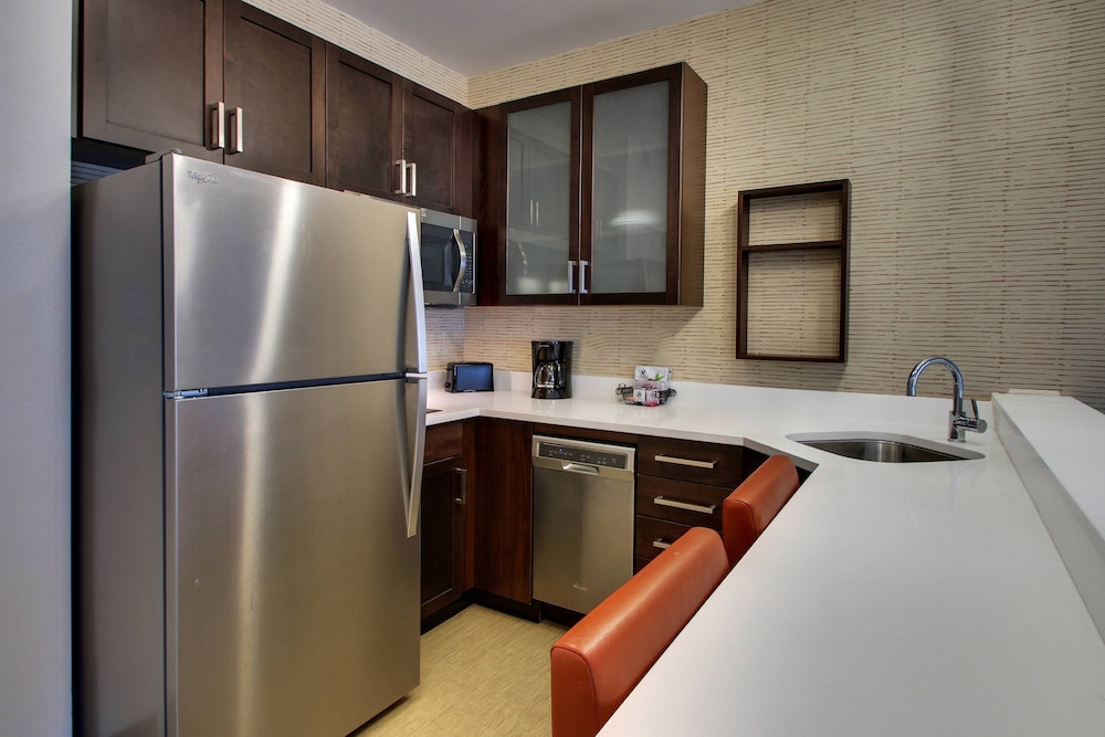 Residence Inn By Marriott Philadelphia Valley Forge Collegeville 40/44