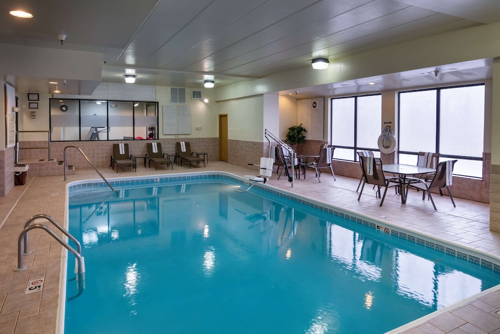 Hampton Inn Washington Court House 1/61