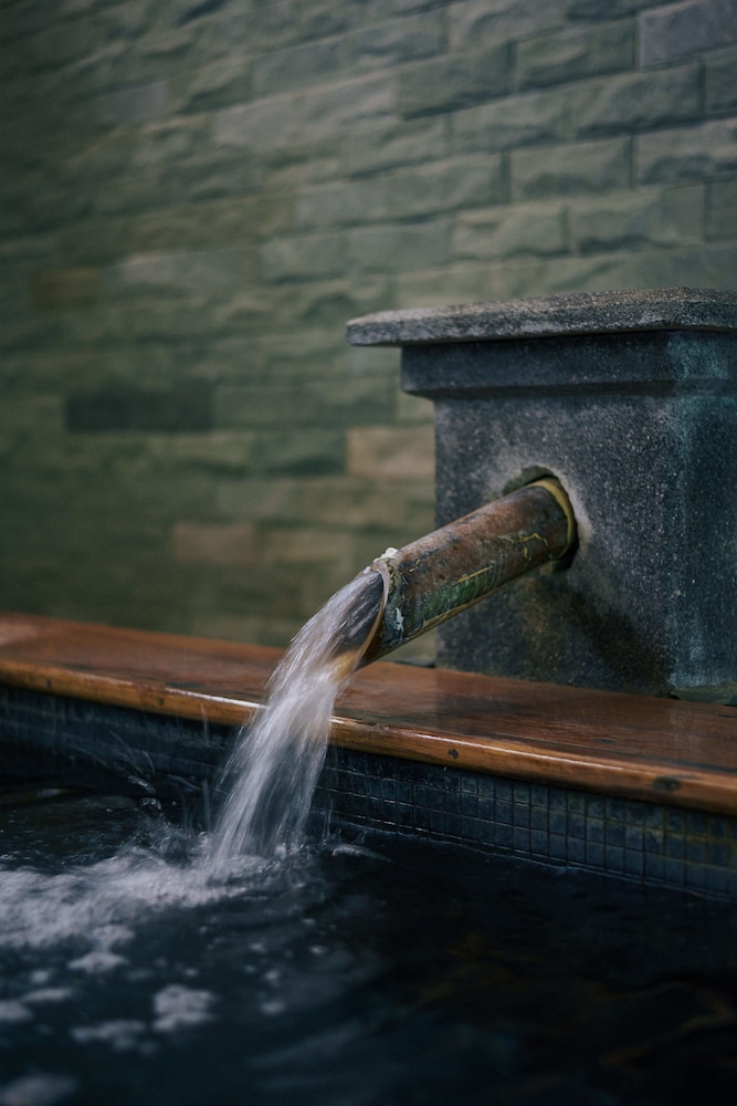 Serenity Hotel Spa & Onsen 65/69