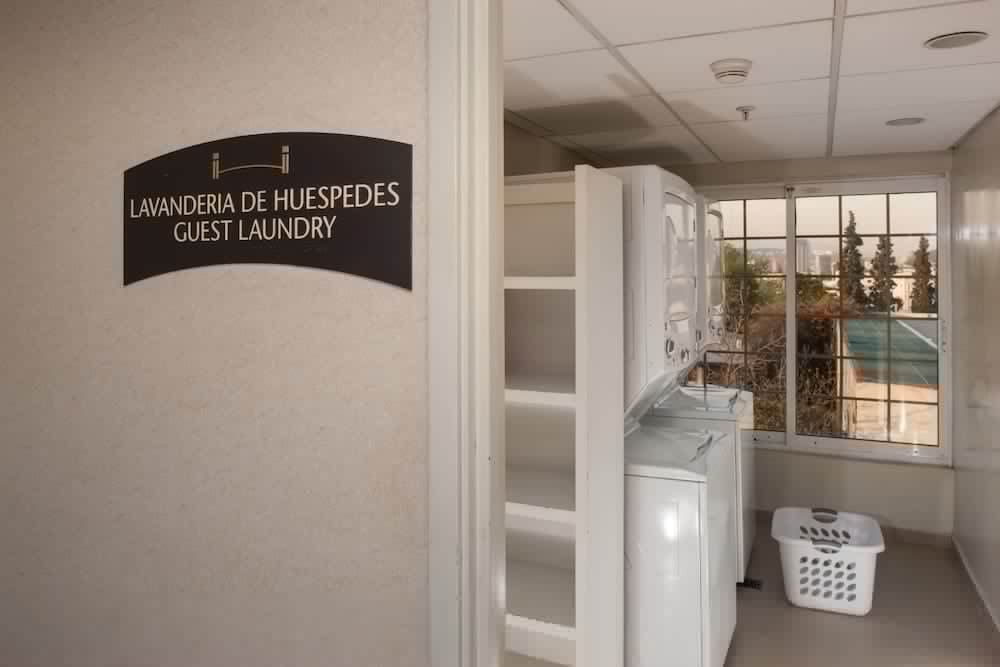 Staybridge Suites Monterrey - San Pedro 16/38