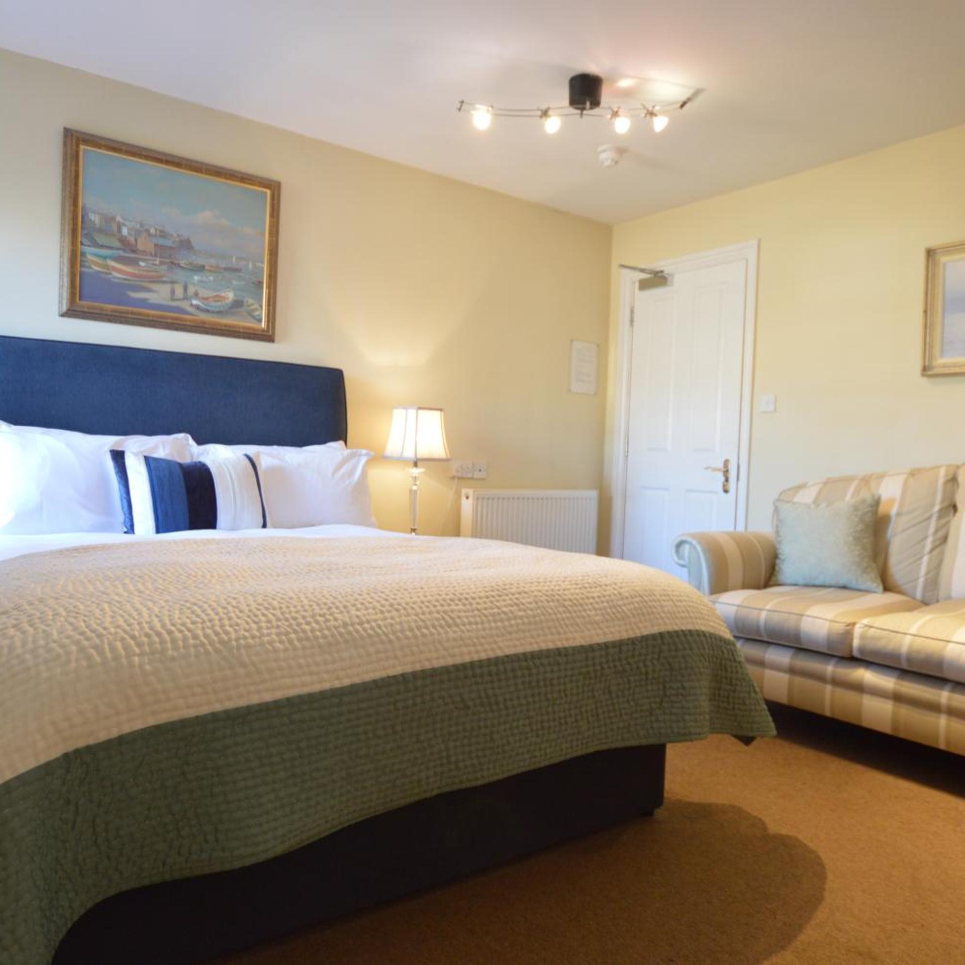 Deluxe, Double Bed