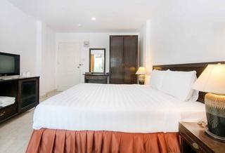Standard, King Bed