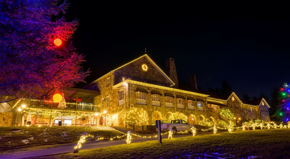 Mountain Lake Lodge 2/17