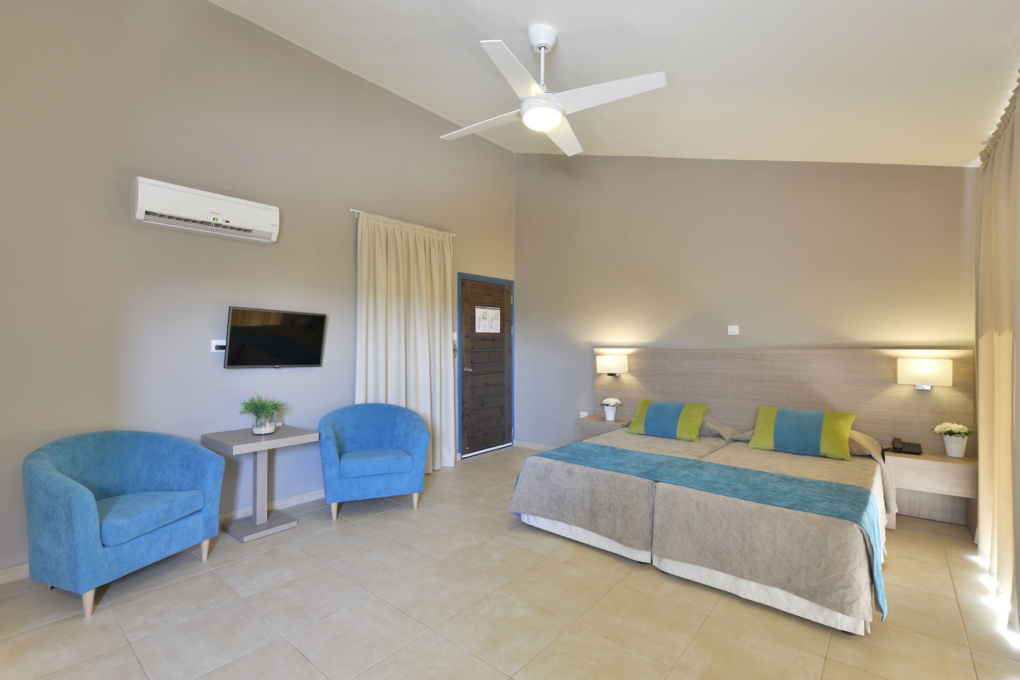 DELUXE, STUDIO, SUITE, GARDEN VIEW