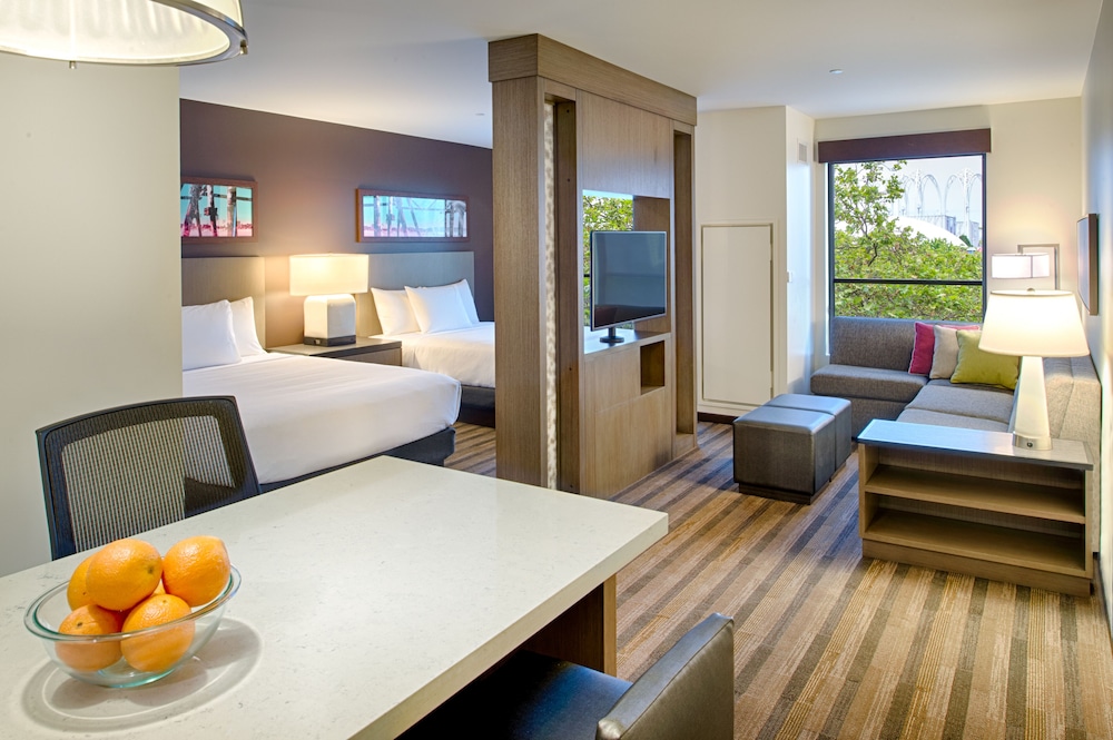 Hyatt House Seattle Downtown 40/74