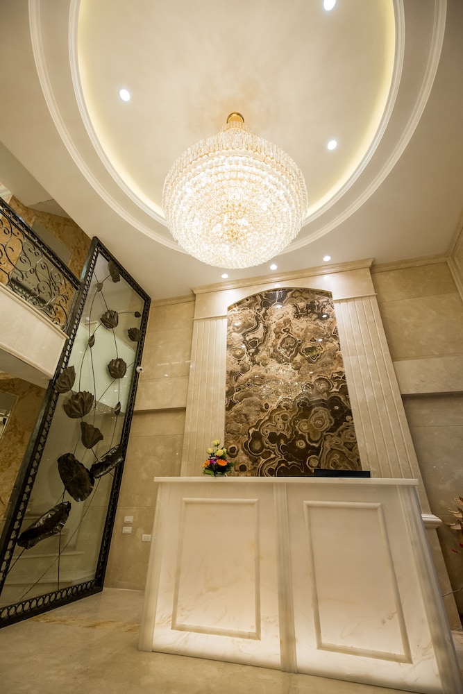 Little Hanoi Deluxe Hotel 37/55