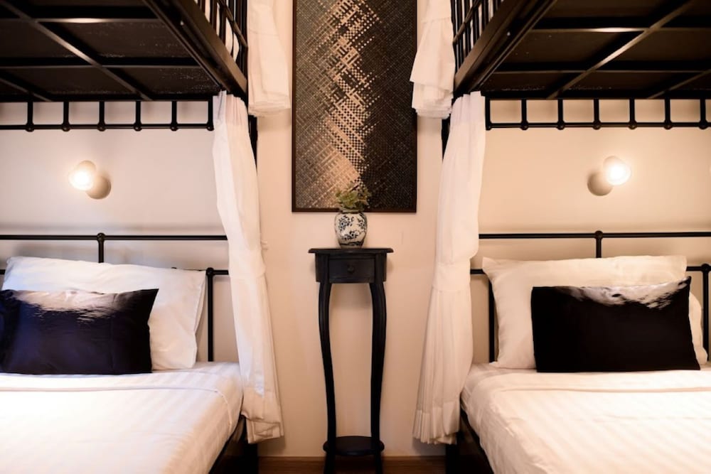 Sabai Mansion Pool & Spa 32/45