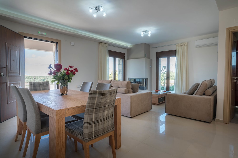 Olive Garden Villas 23/50