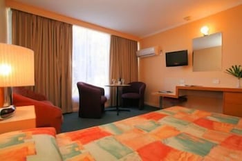 Heemskirk Motor Hotel 32/48